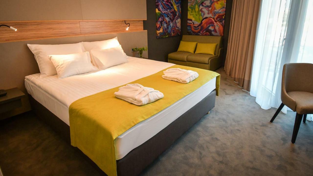 נובליה Hotel Olea מראה חיצוני תמונה